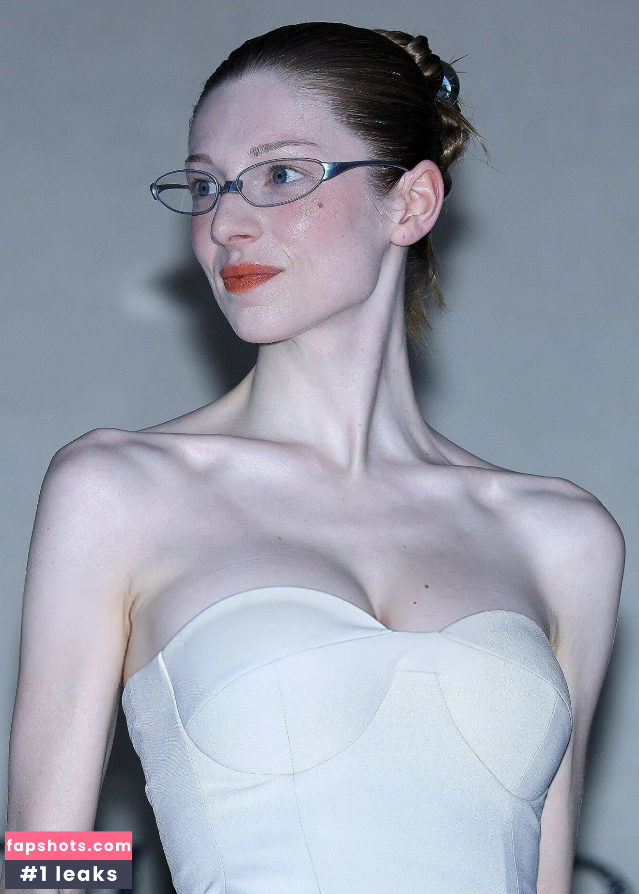 Hunter Schafer Nude Leaks OnlyFans Photos #25 - LeakJerk