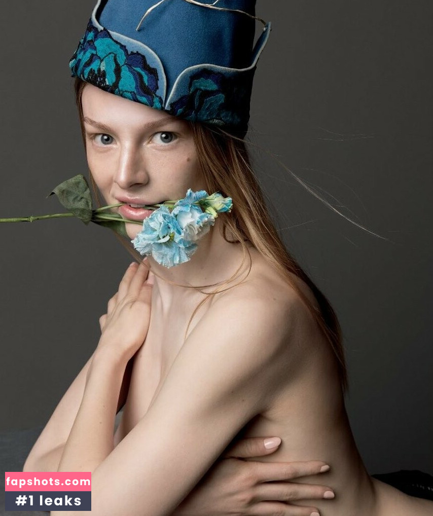 Hunter Schafer Nude Leaks OnlyFans Photos #77 - LeakJerk