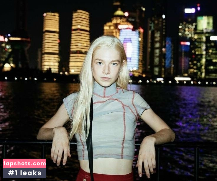 Hunter Schafer Nude Leaks OnlyFans Photos #83 - LeakJerk
