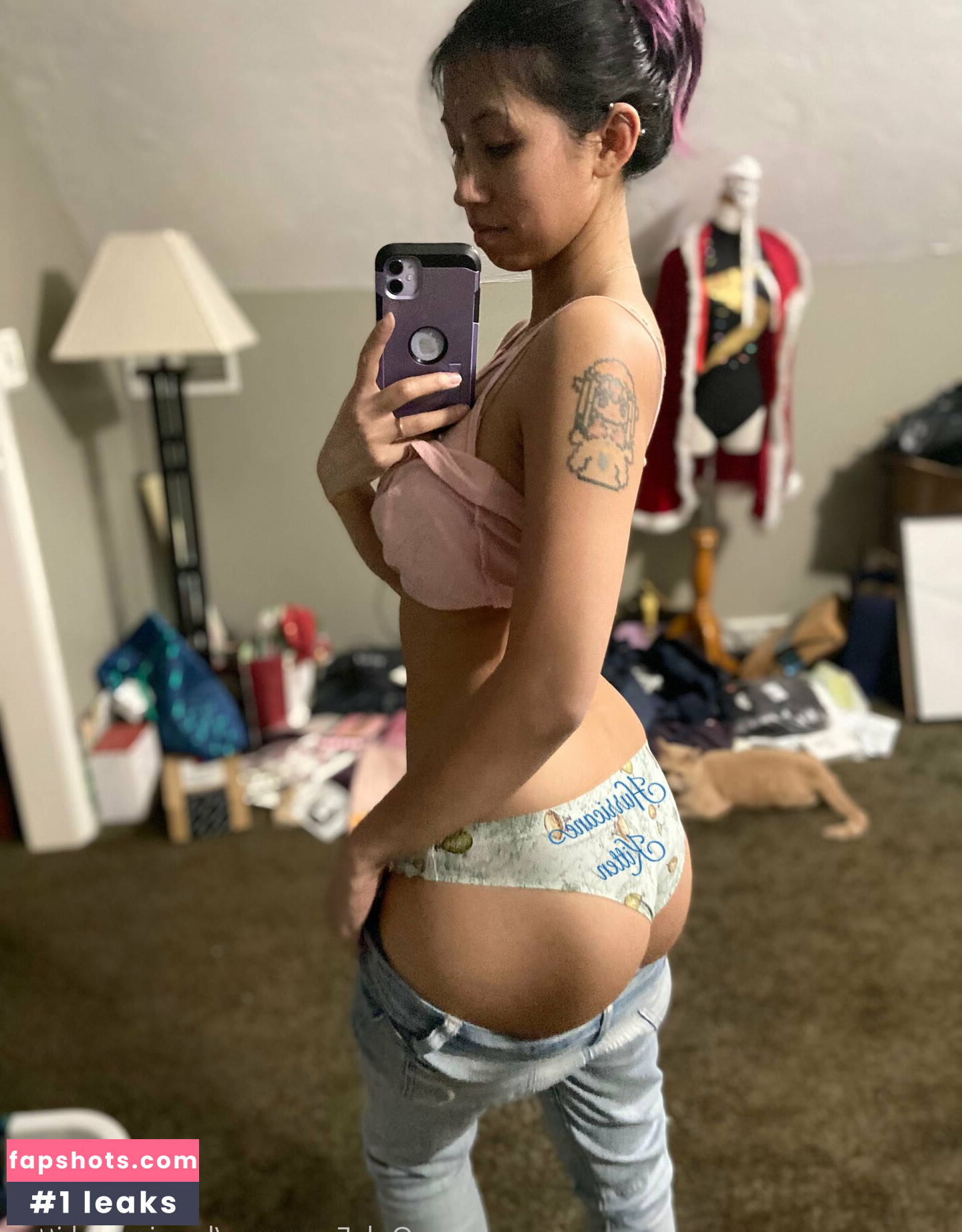 hurricane.kitten nude babe gallery