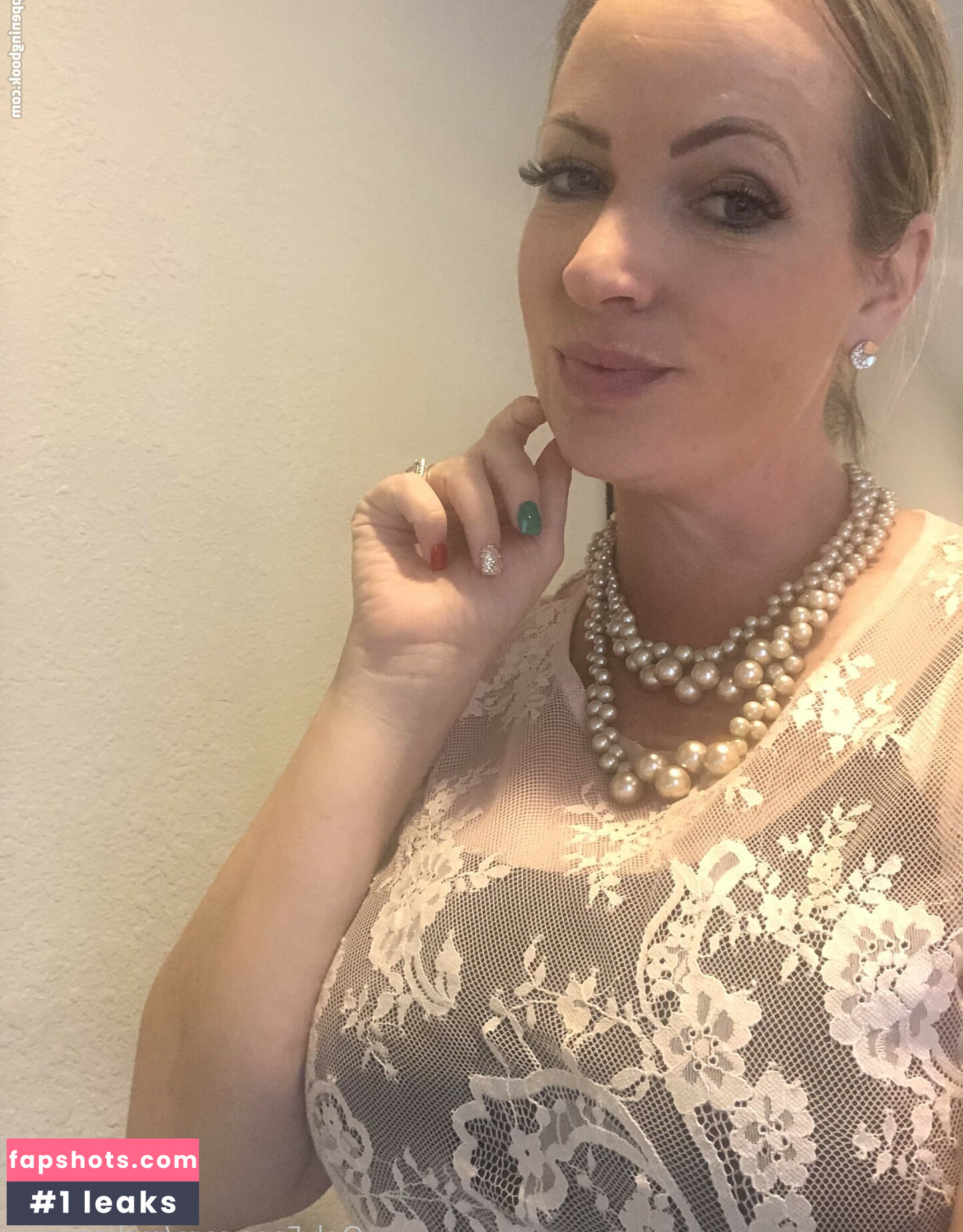 Hxllywxxdz gallery photo #5