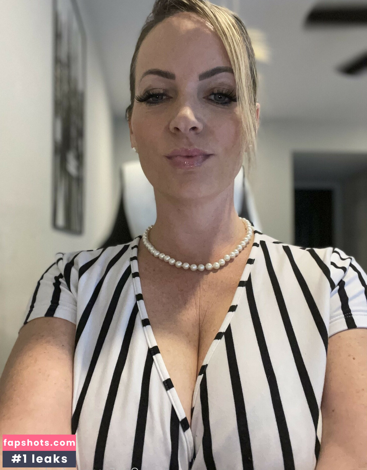 Hxllywxxdz gallery photo #51