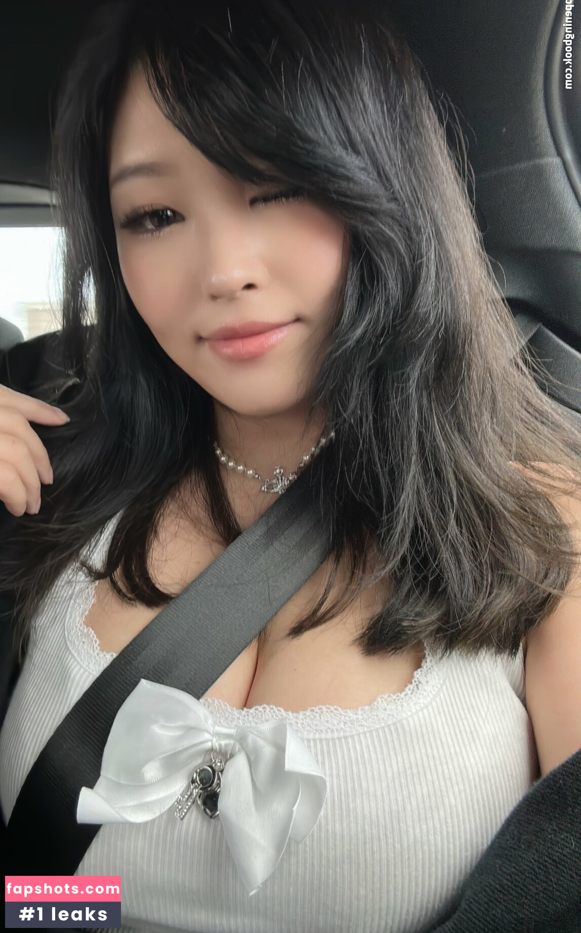 Hyoon gallery photo #21