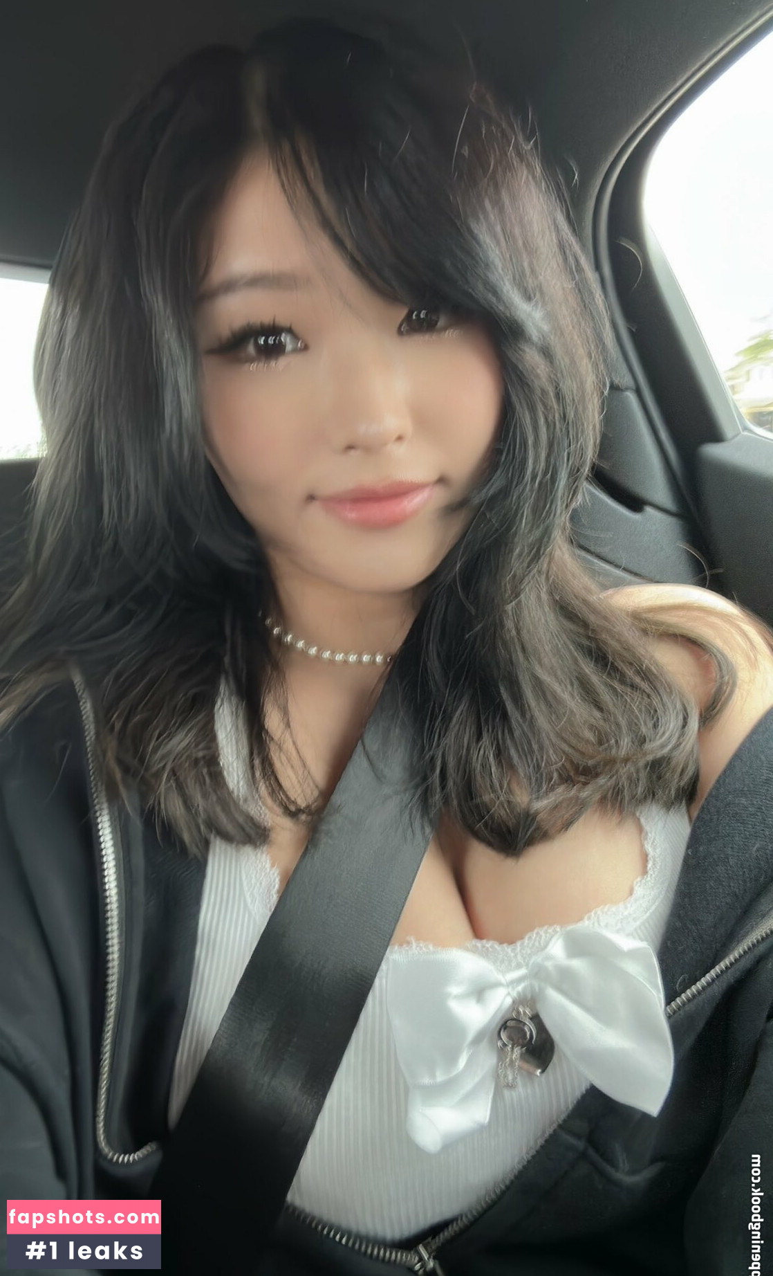 Hyoon gallery photo #24