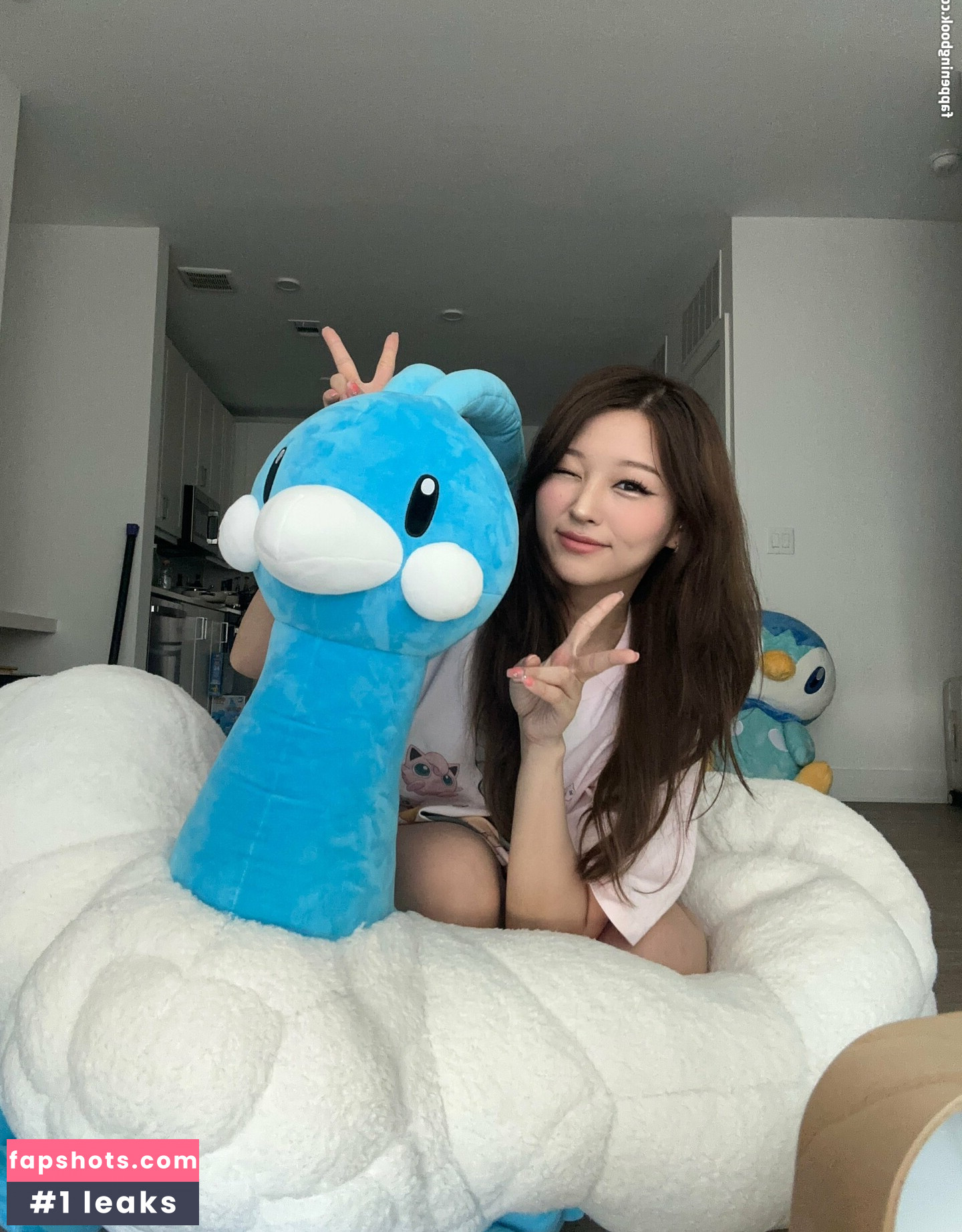 Hyoon gallery photo #55