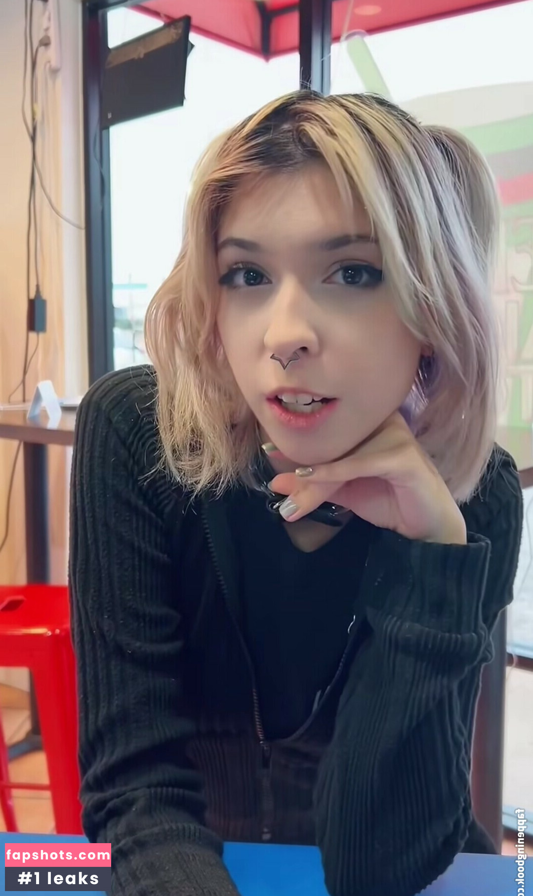 I.lov.u.momo gallery photo #18