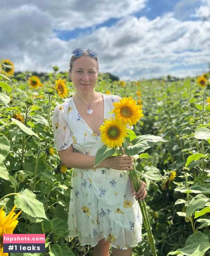 i-sophie Nude Leaks OnlyFans Photos #35 - Fapshots