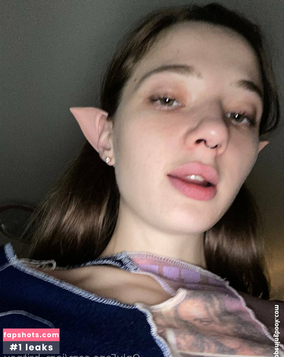 iam_britney gallery photo #11