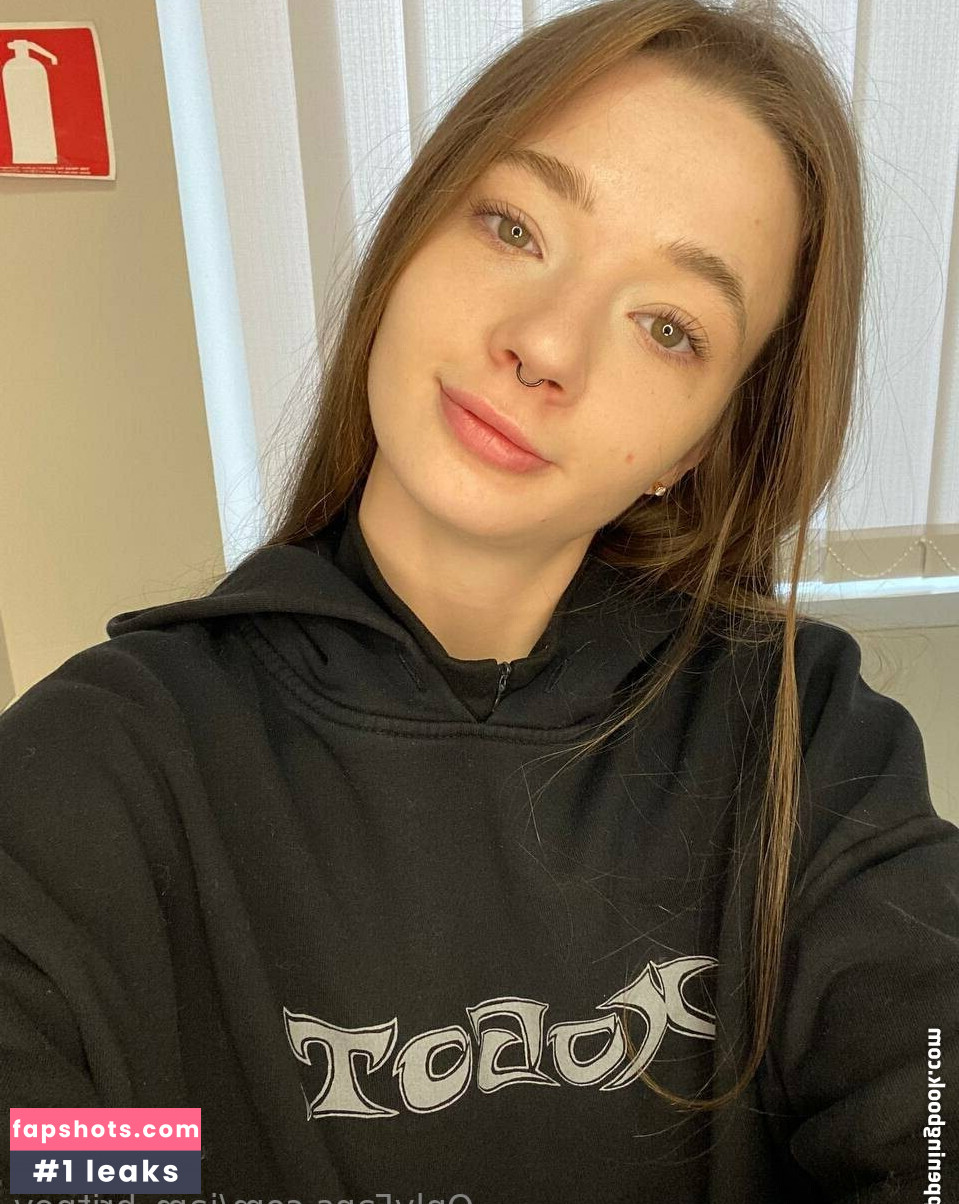 iam_britney gallery photo #3