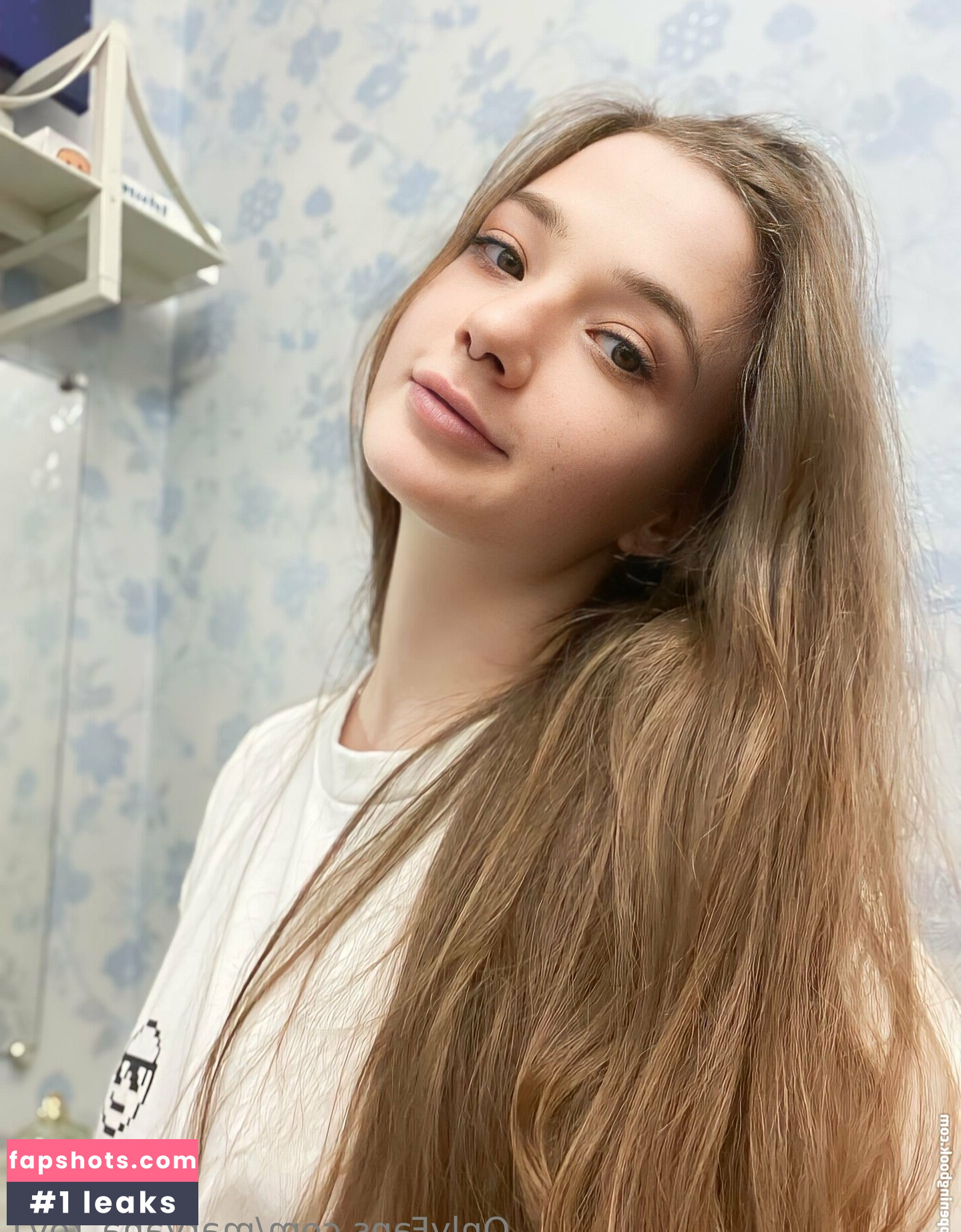 iam_britney gallery photo #7