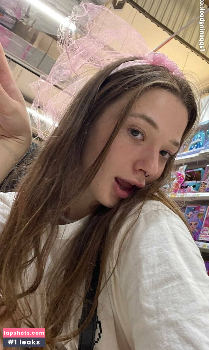 iam_britney gallery photo #8