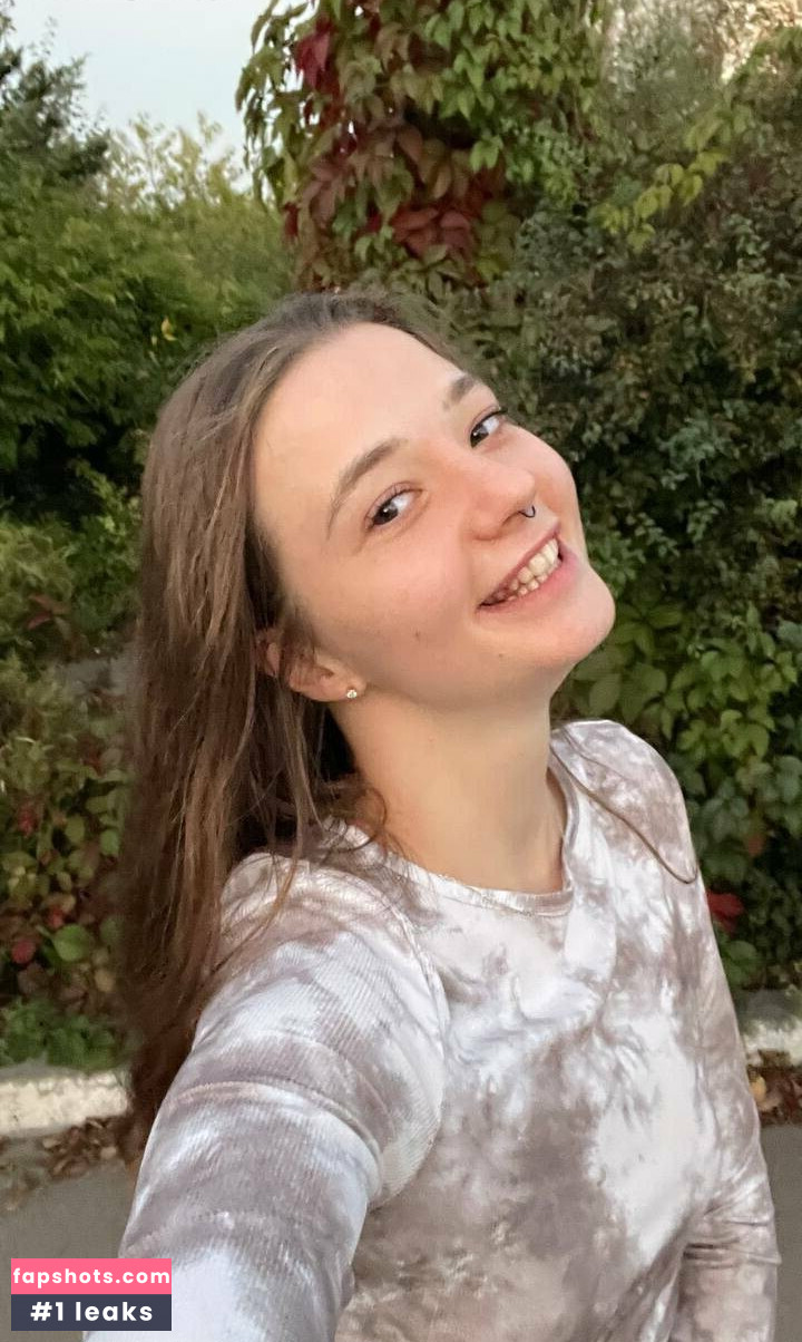 iam_britney gallery photo #10