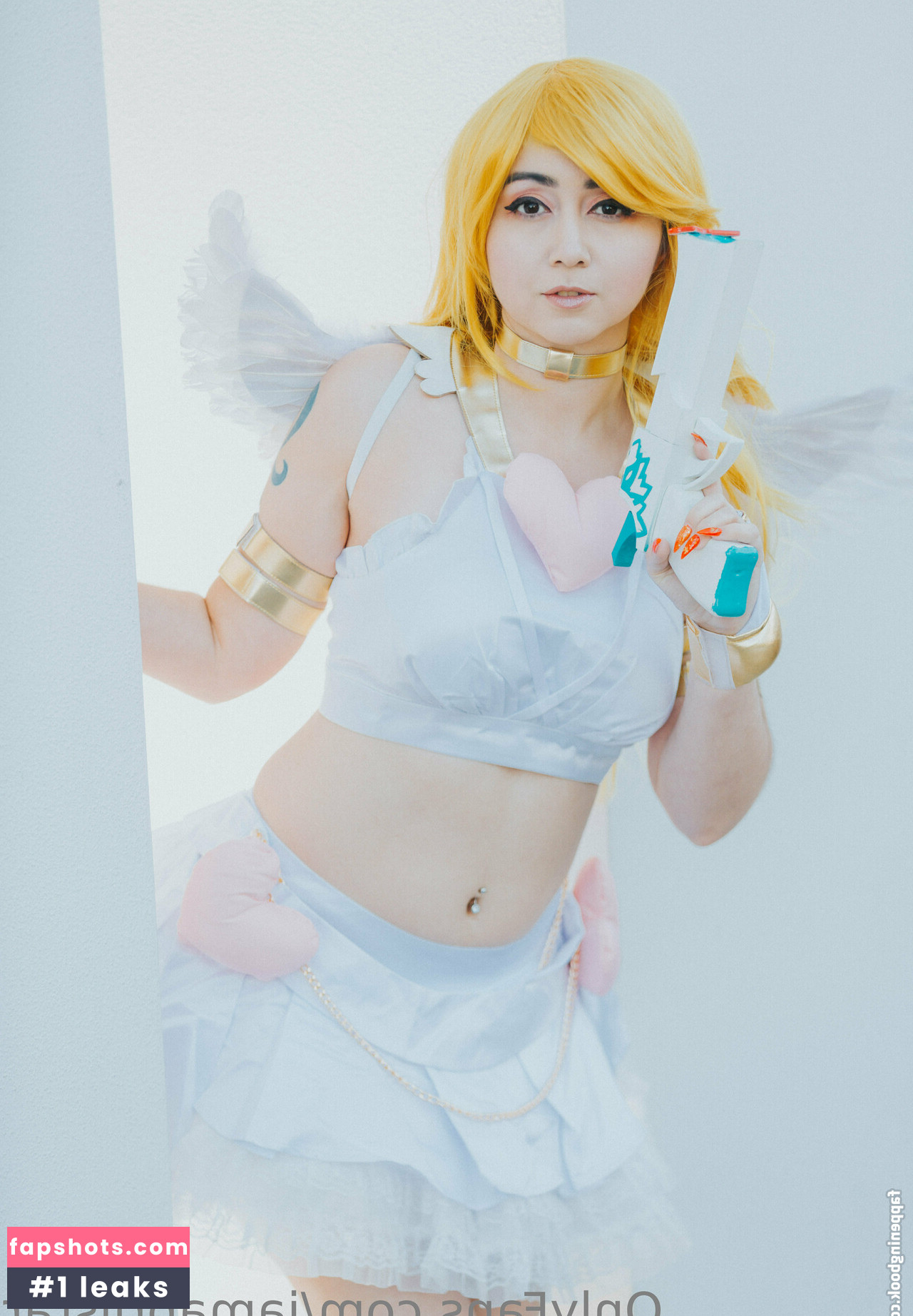 iamaprilstar gallery photo #5