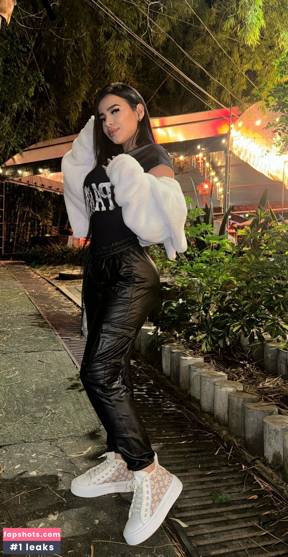 iamcamillalopez gallery photo #4