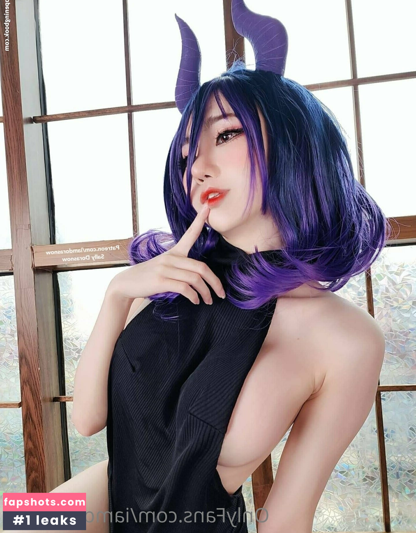 iamdorasnow gallery photo #31