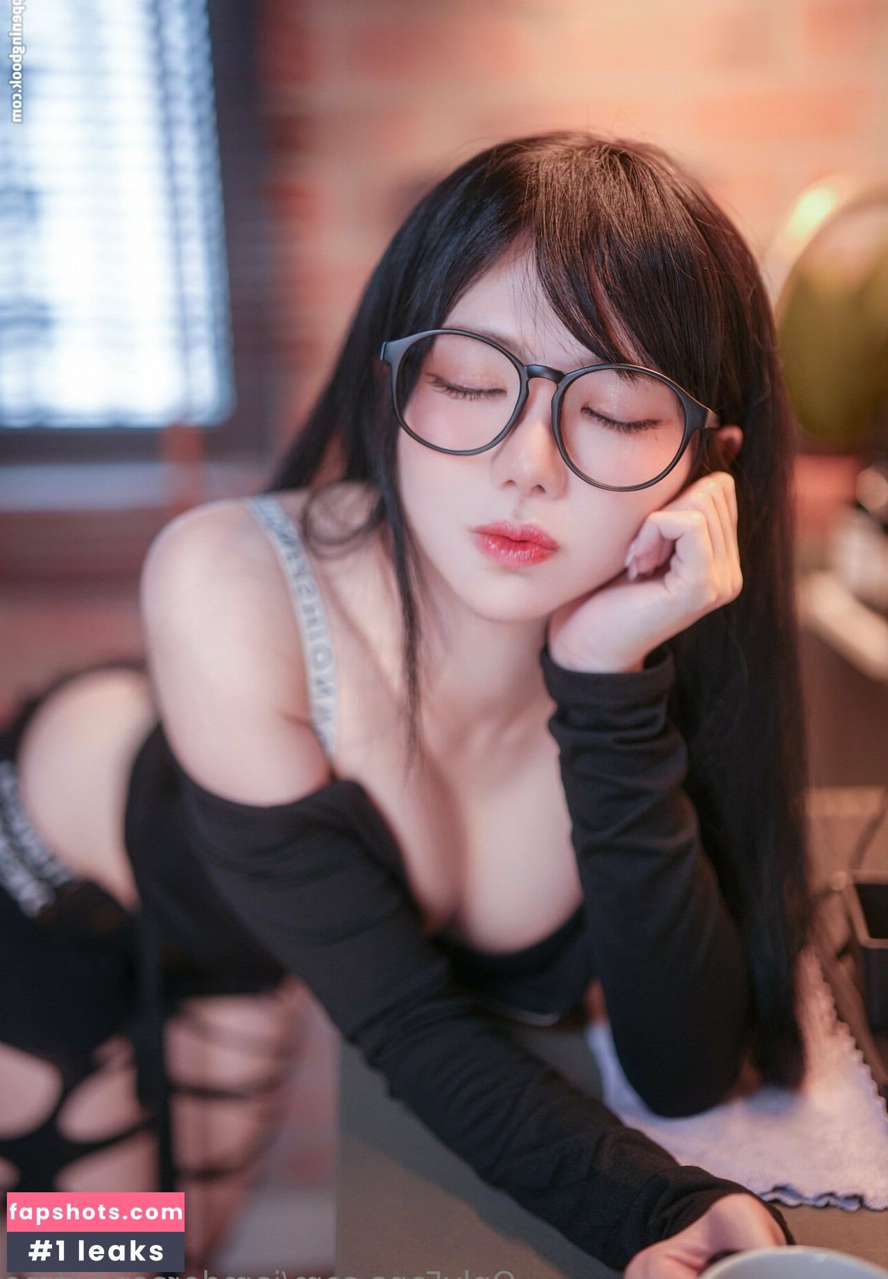 iamdorasnowfree gallery photo #40