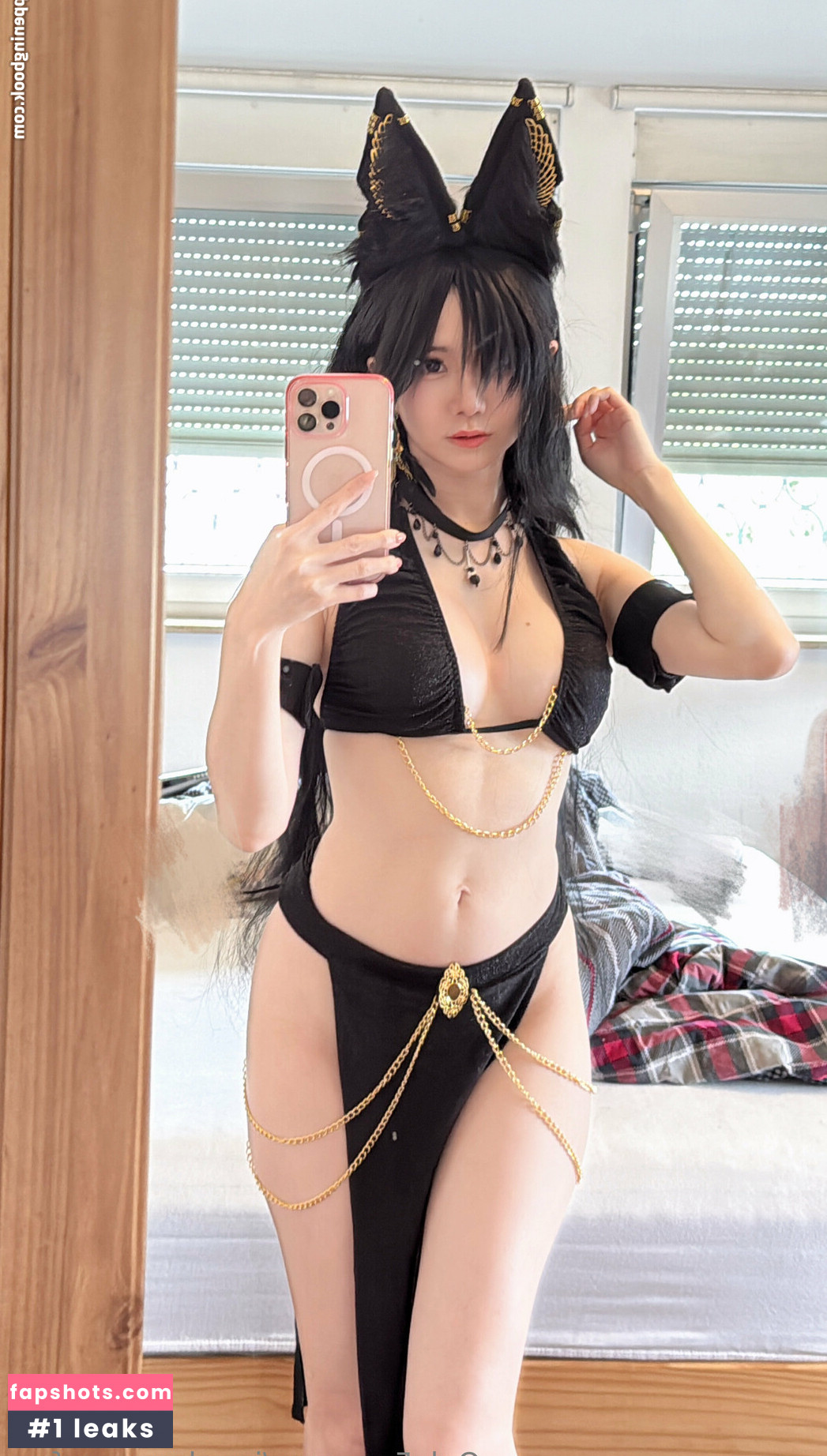 iamdorasnowfree gallery photo #9