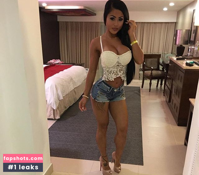 iamhienhoneybee nude babe gallery