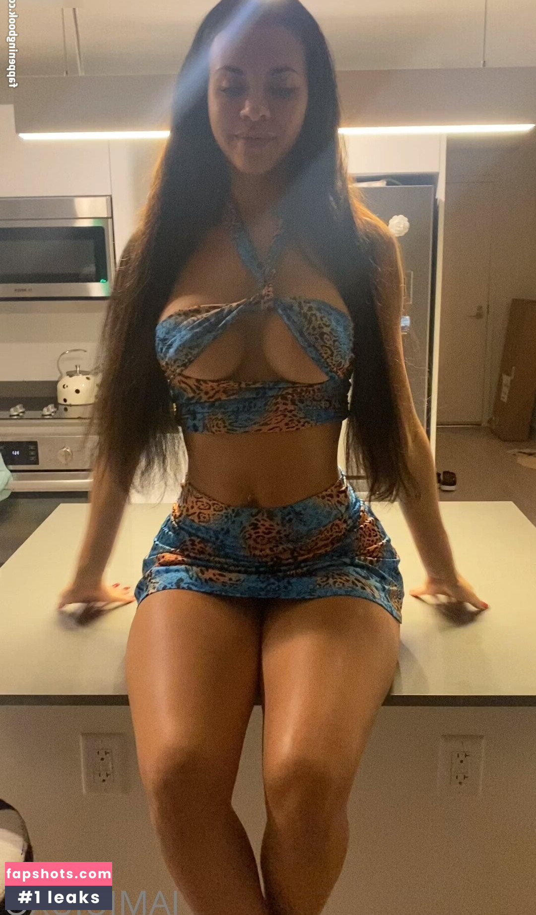 Iamjuju gallery photo #23