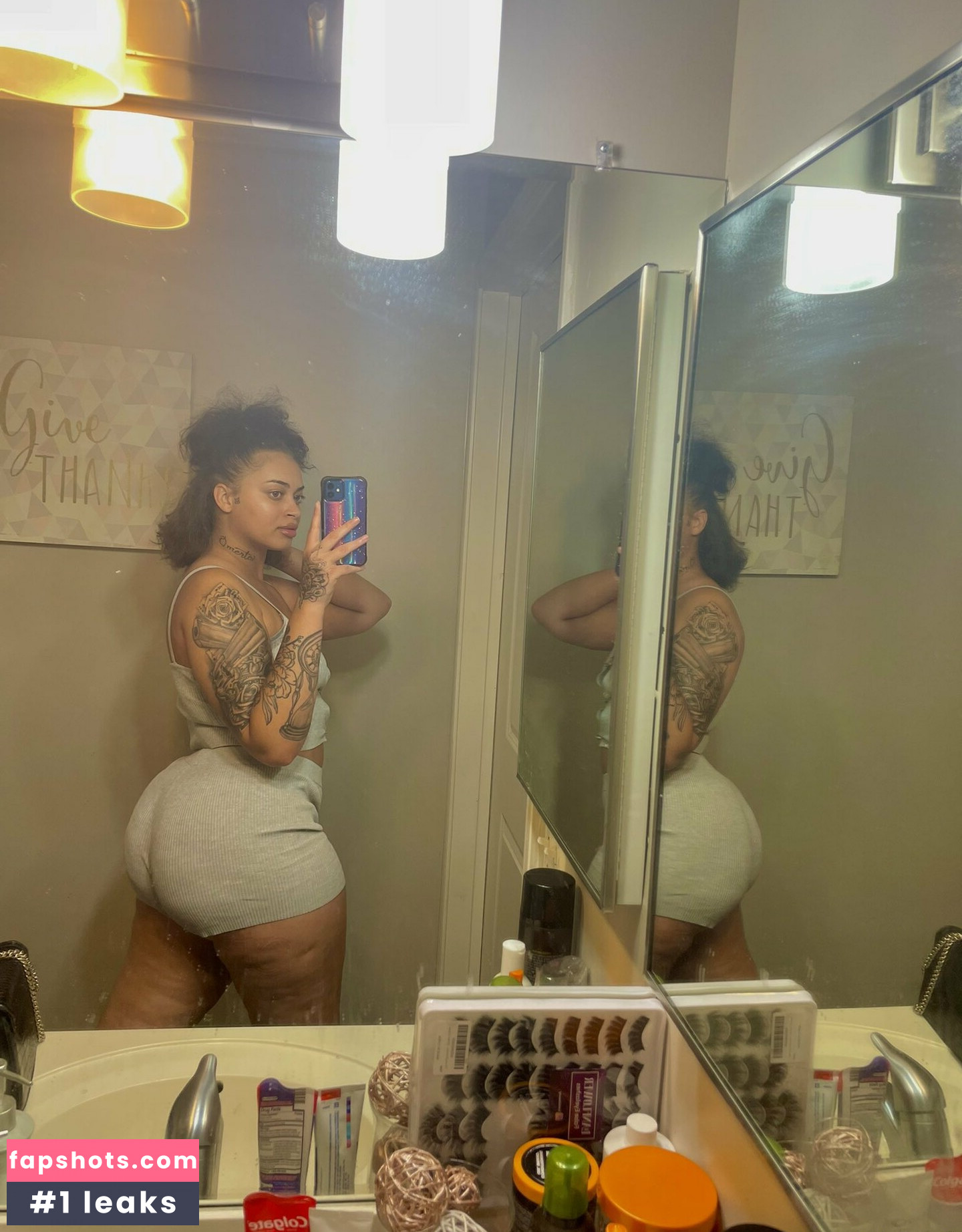 iamkeyali gallery photo #2