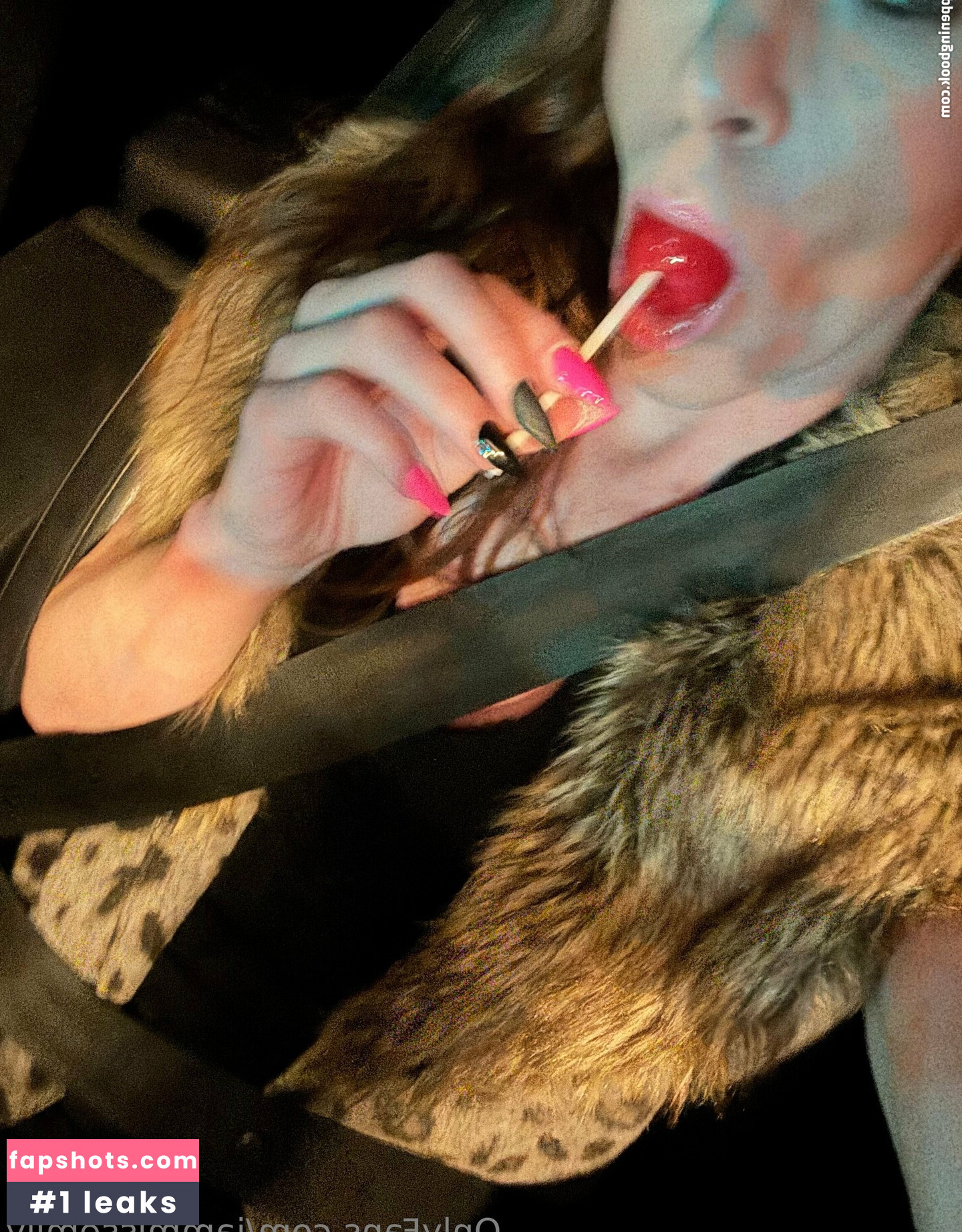 iammissemily nude babe gallery