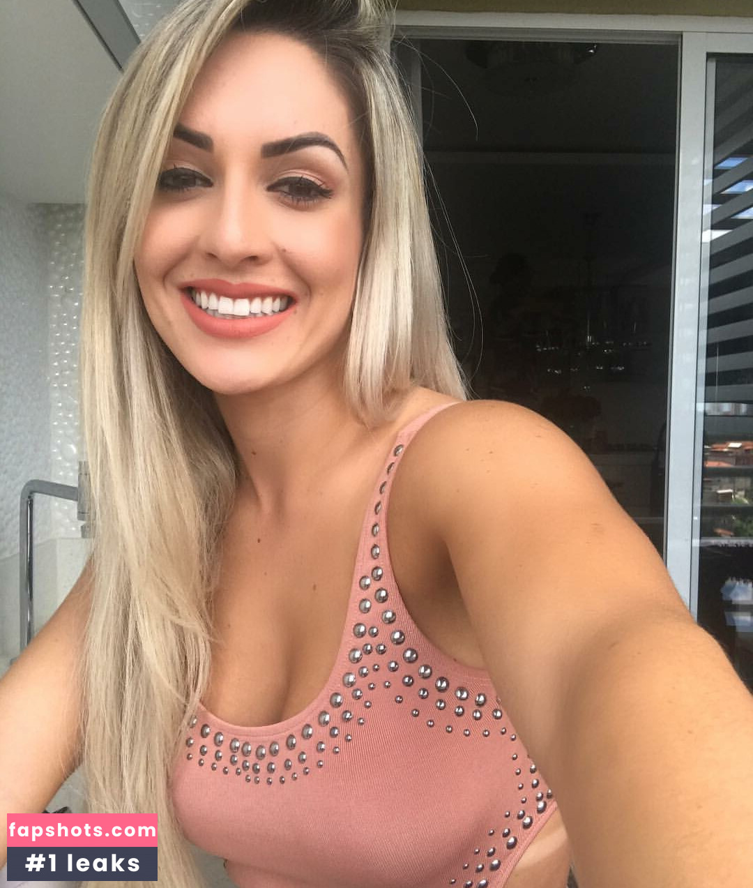 Iara Ferreira gallery photo #119