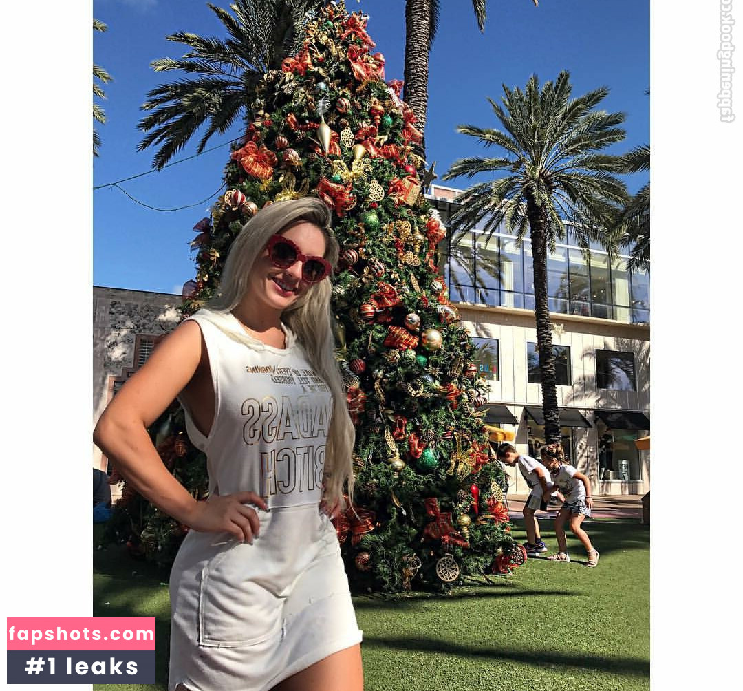 Iara Ferreira gallery photo #123