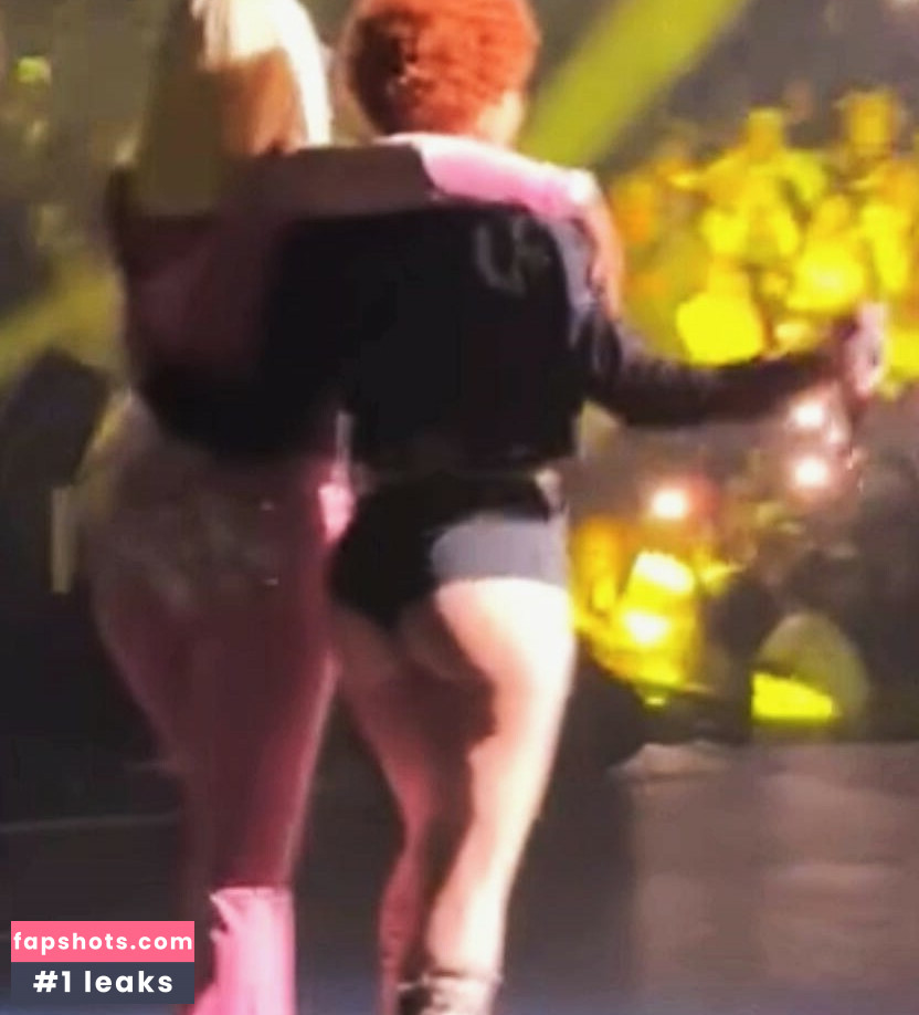 Ice Spice gallery photo #116