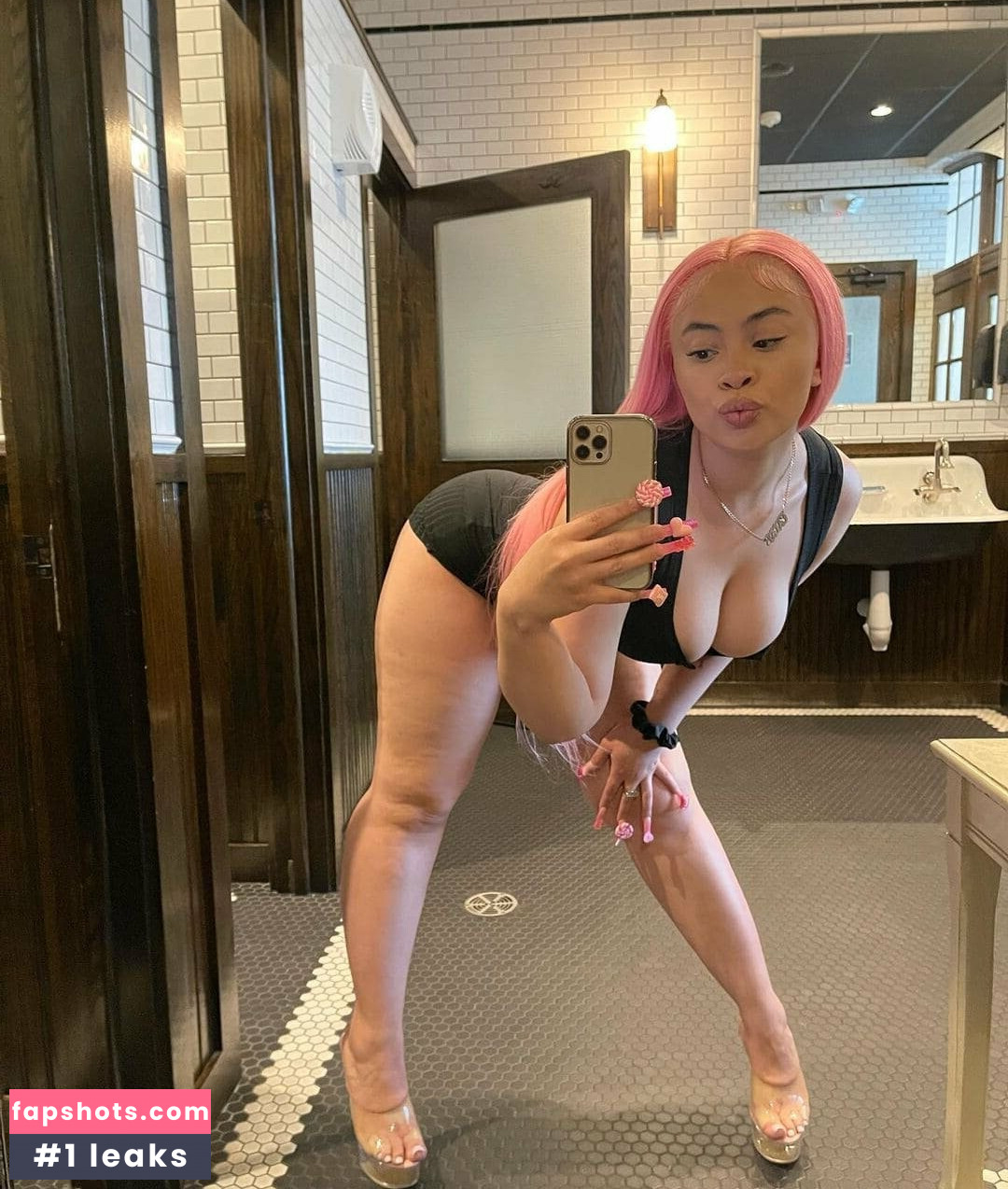 Ice Spice gallery photo #310