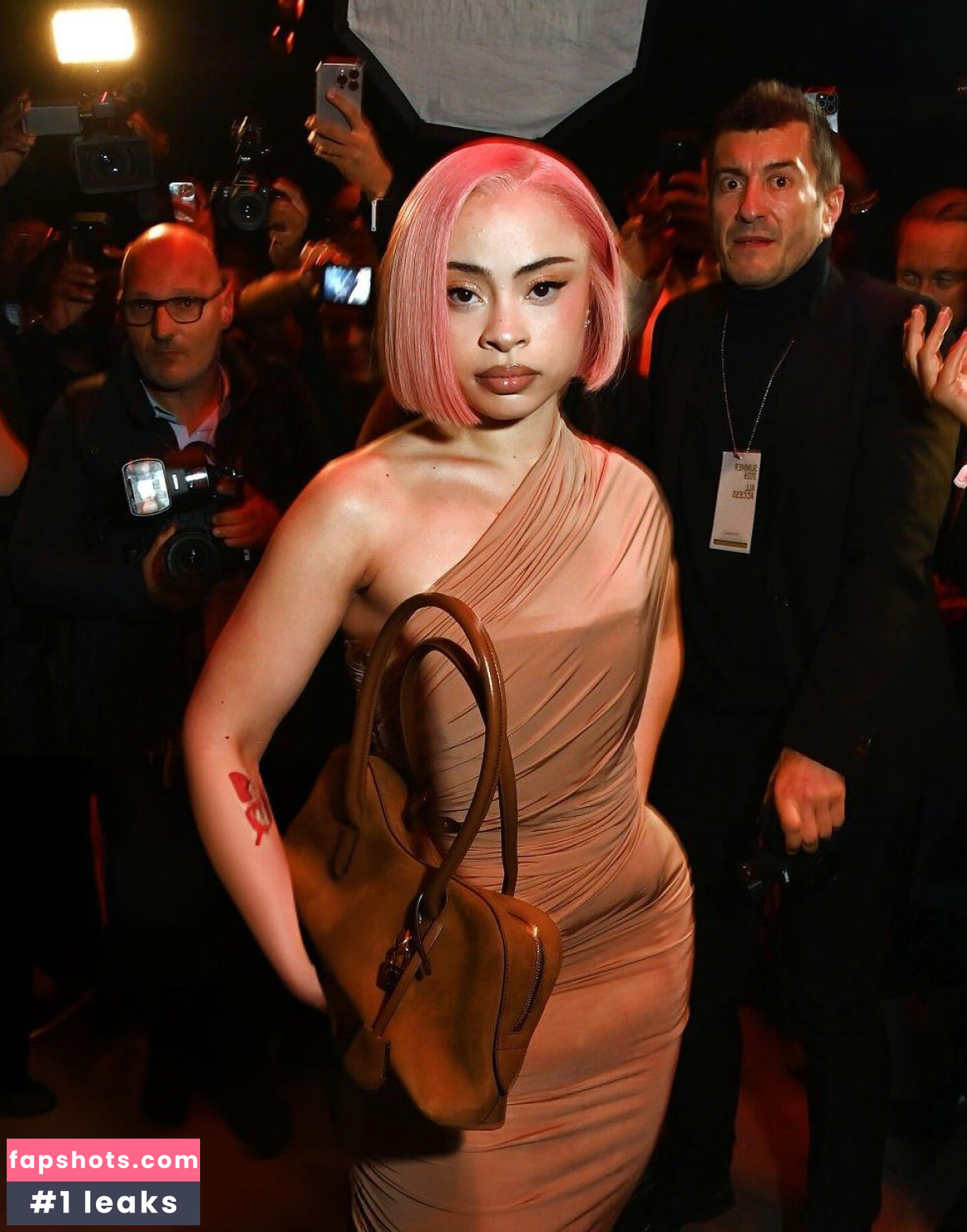 Ice Spice gallery photo #9