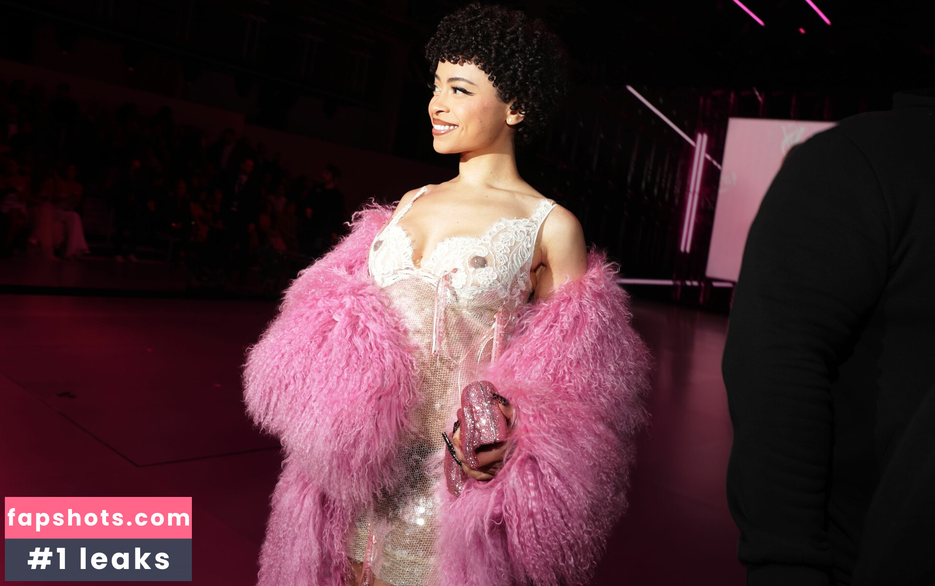 IceSpice gallery photo #19