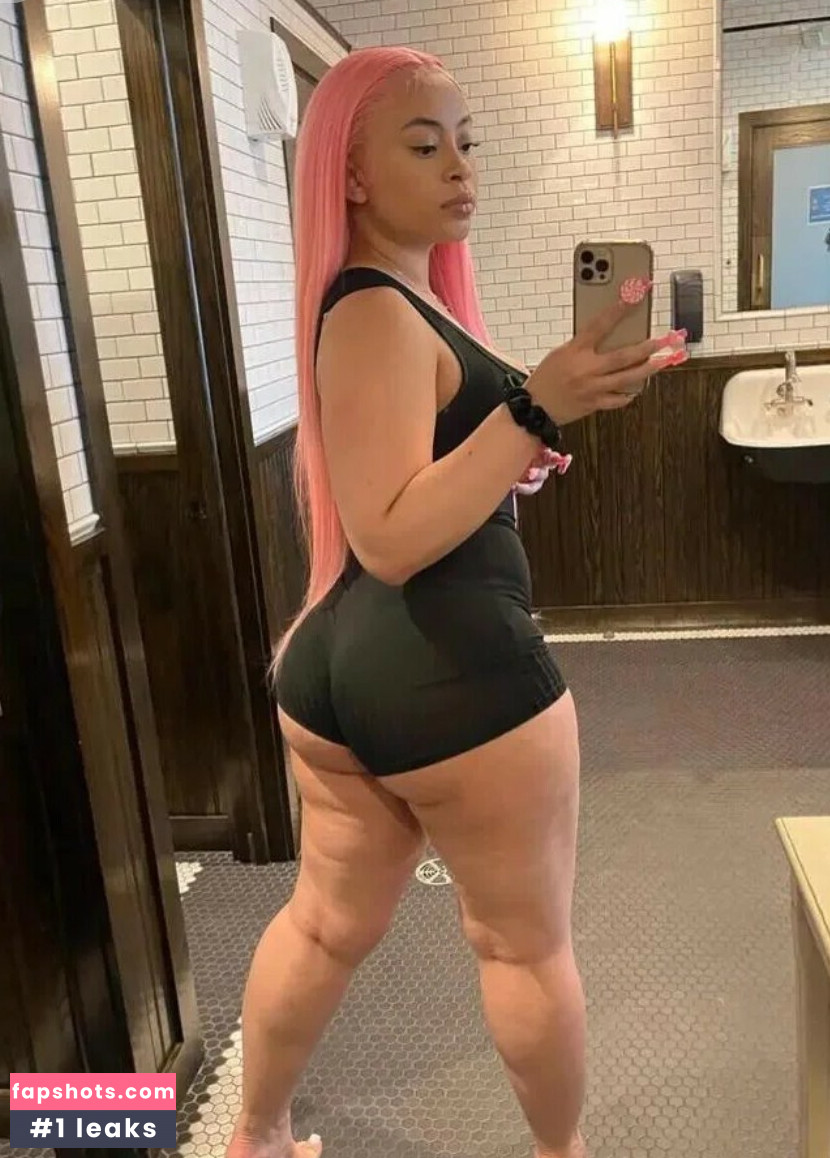 IceSpice gallery photo #27