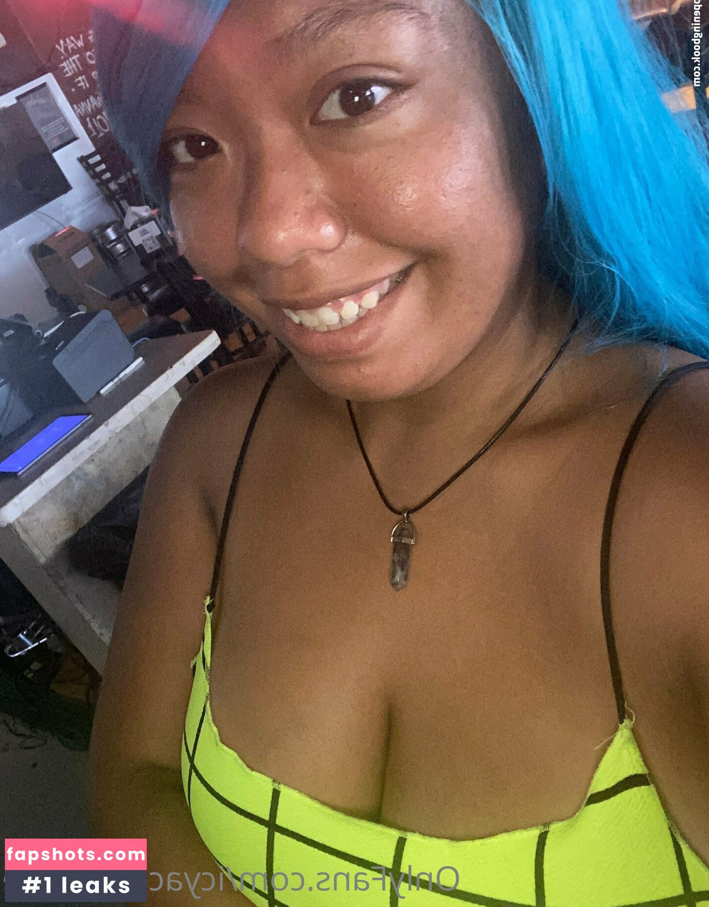 icyaceofspade gallery photo #3