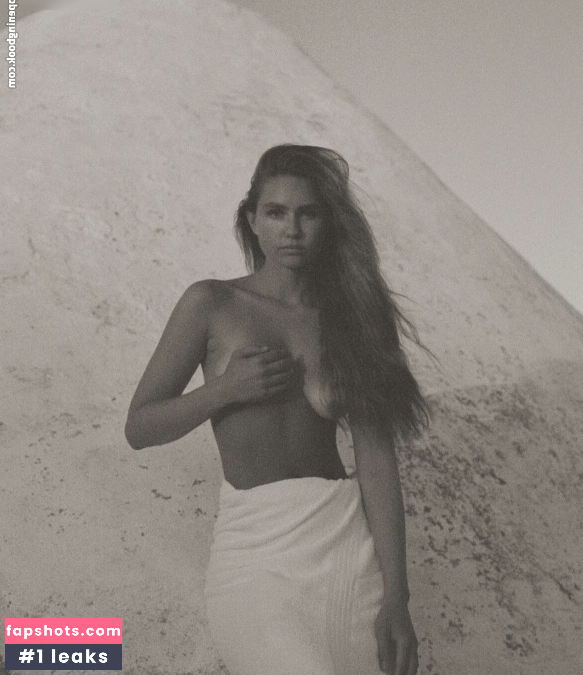 Ida Zeile gallery photo #62