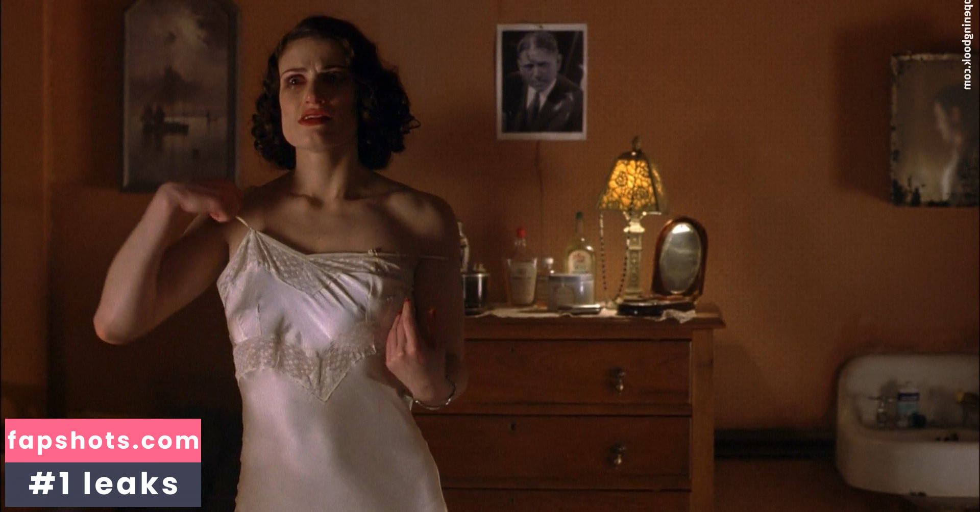 Idina Menzel Nude Leaks OnlyFans Photos #11 - LeakJerk