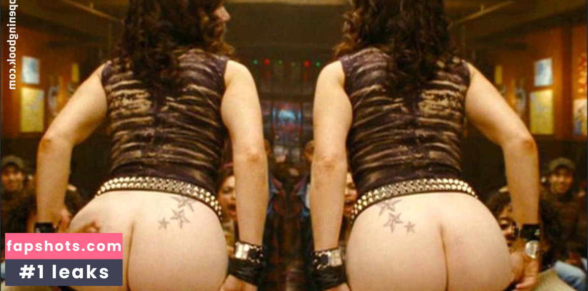 Idina Menzel Nude Leaks OnlyFans Photos #12 - LeakJerk