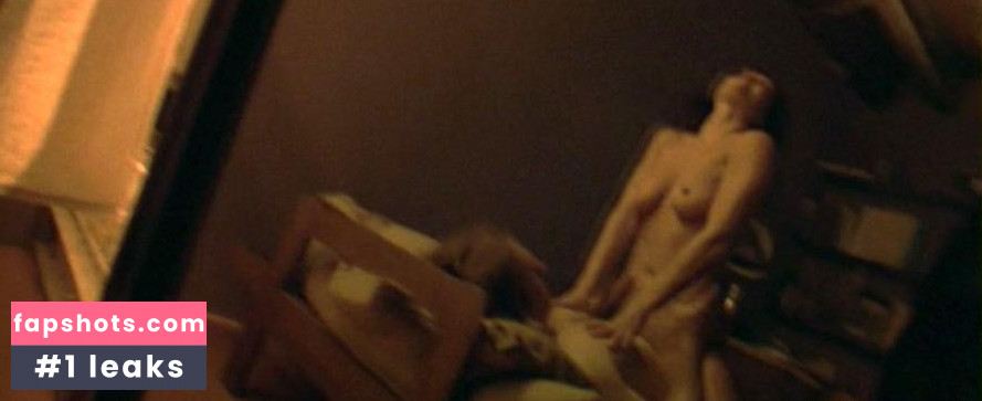 Idina Menzel Nude Leaks OnlyFans Photos #13 - LeakJerk