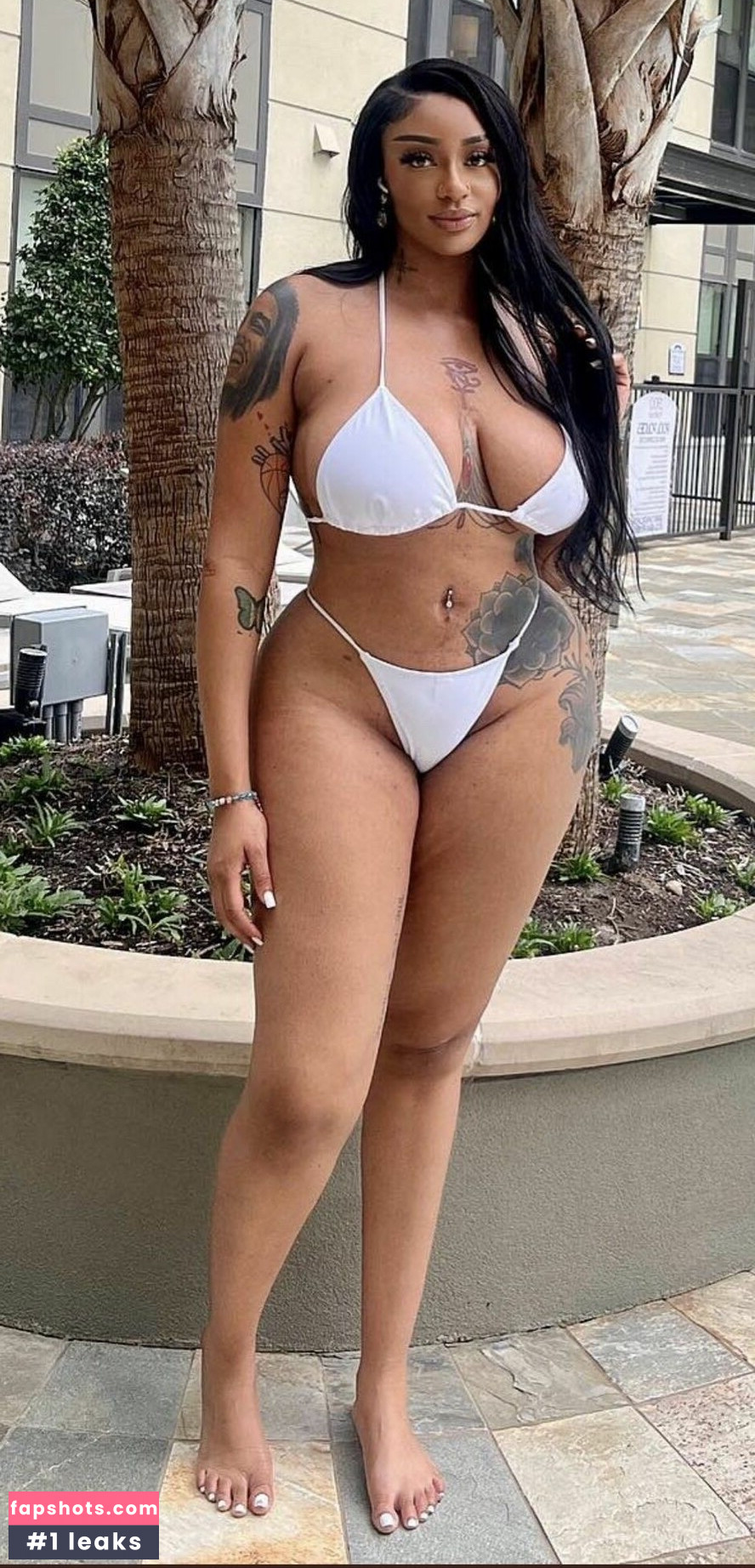 Ifeoma Sophia gallery photo #14