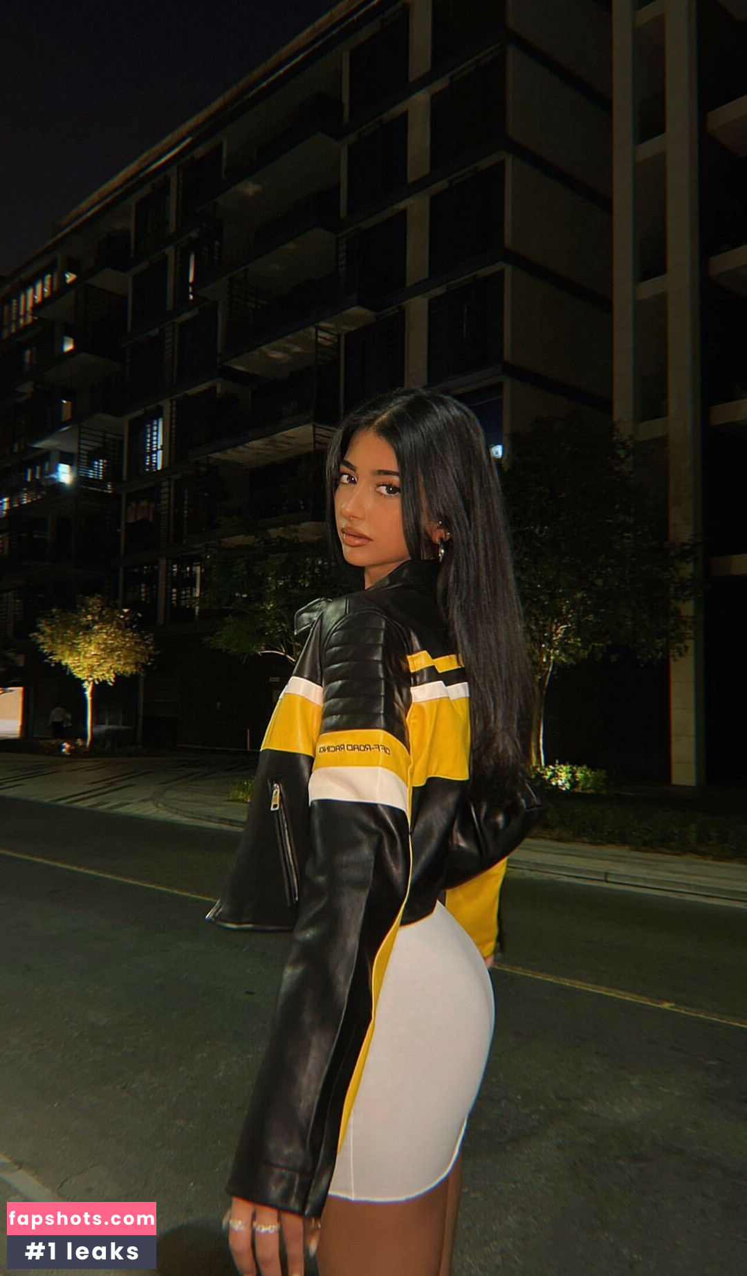 Iffat Marash gallery photo #9