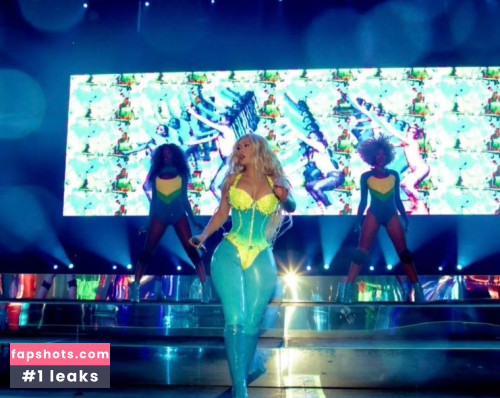 Iggy Azalea gallery photo #486