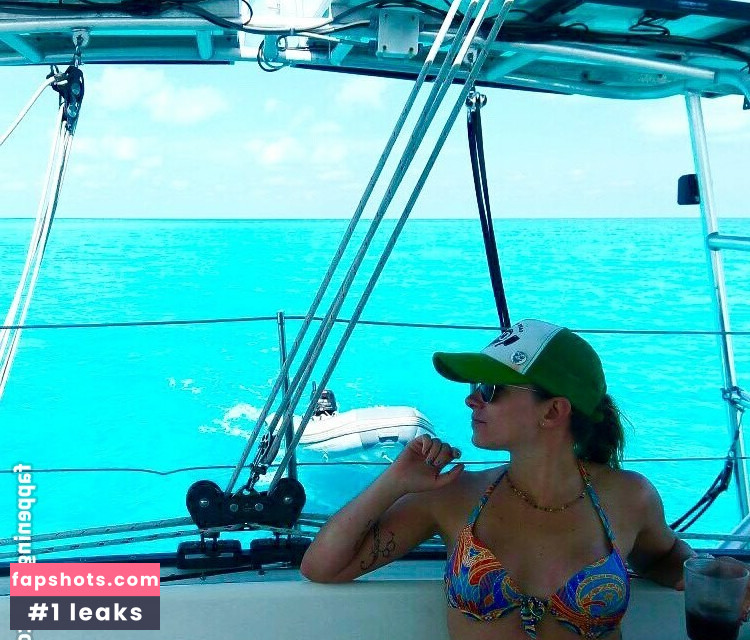 Ignacia Allamand gallery photo #17