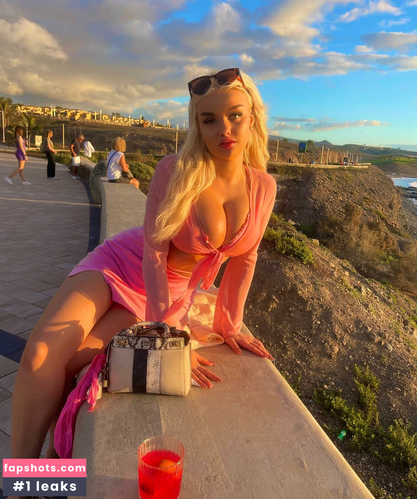 Iida Vainio gallery photo #6