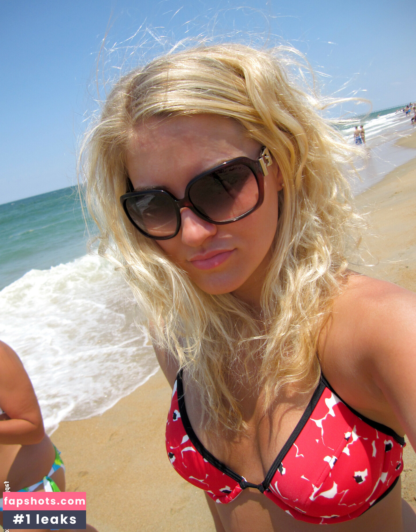 iJustine gallery photo #14