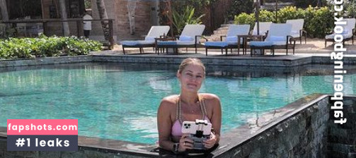 iJustine gallery photo #76