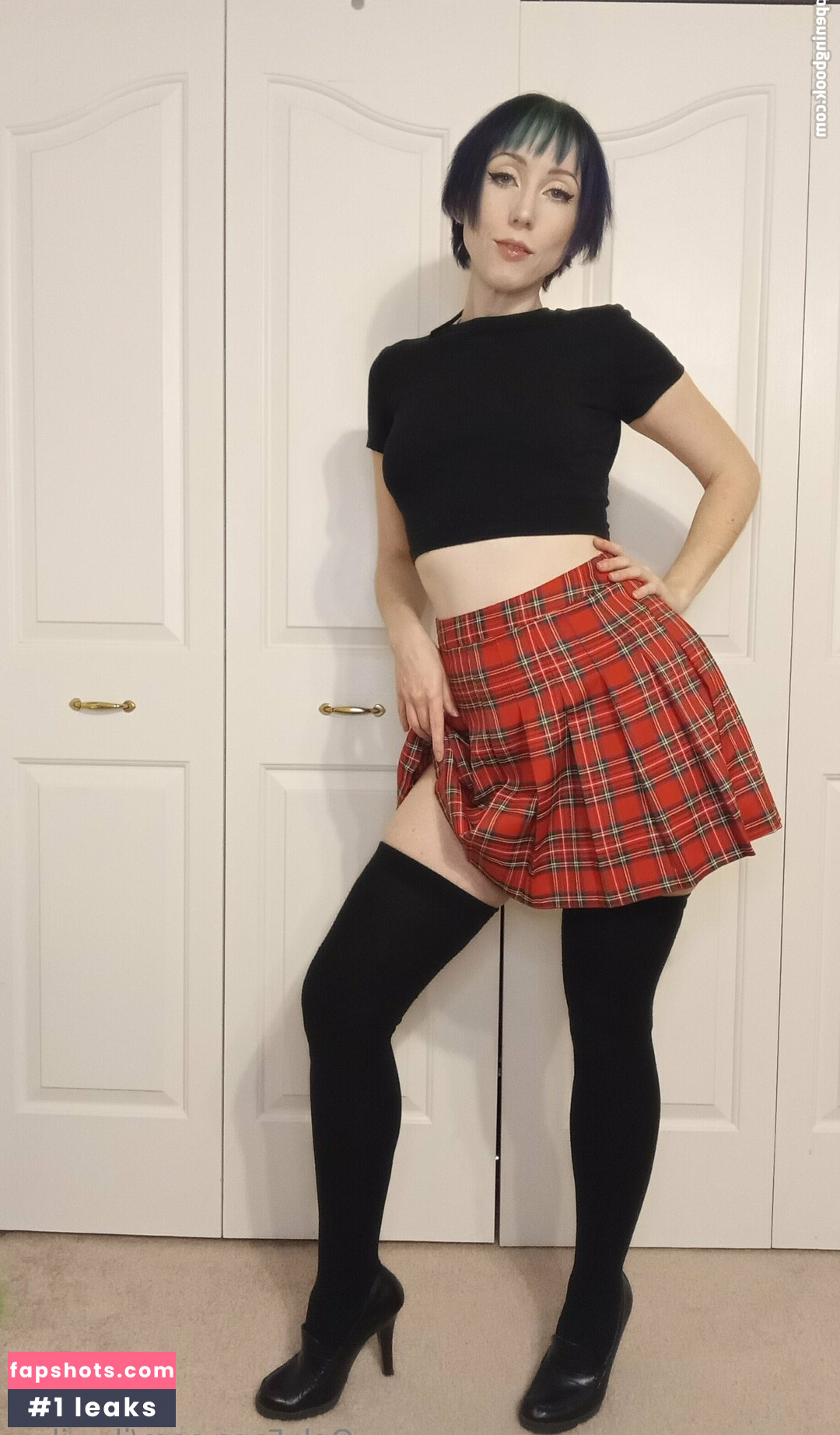 Ikuy gallery photo #51