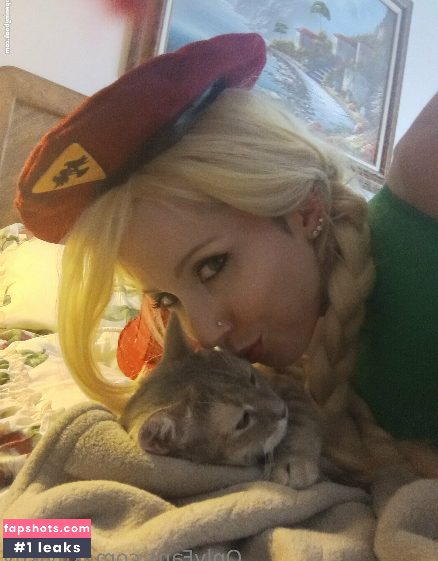 Ikuy nude babe gallery