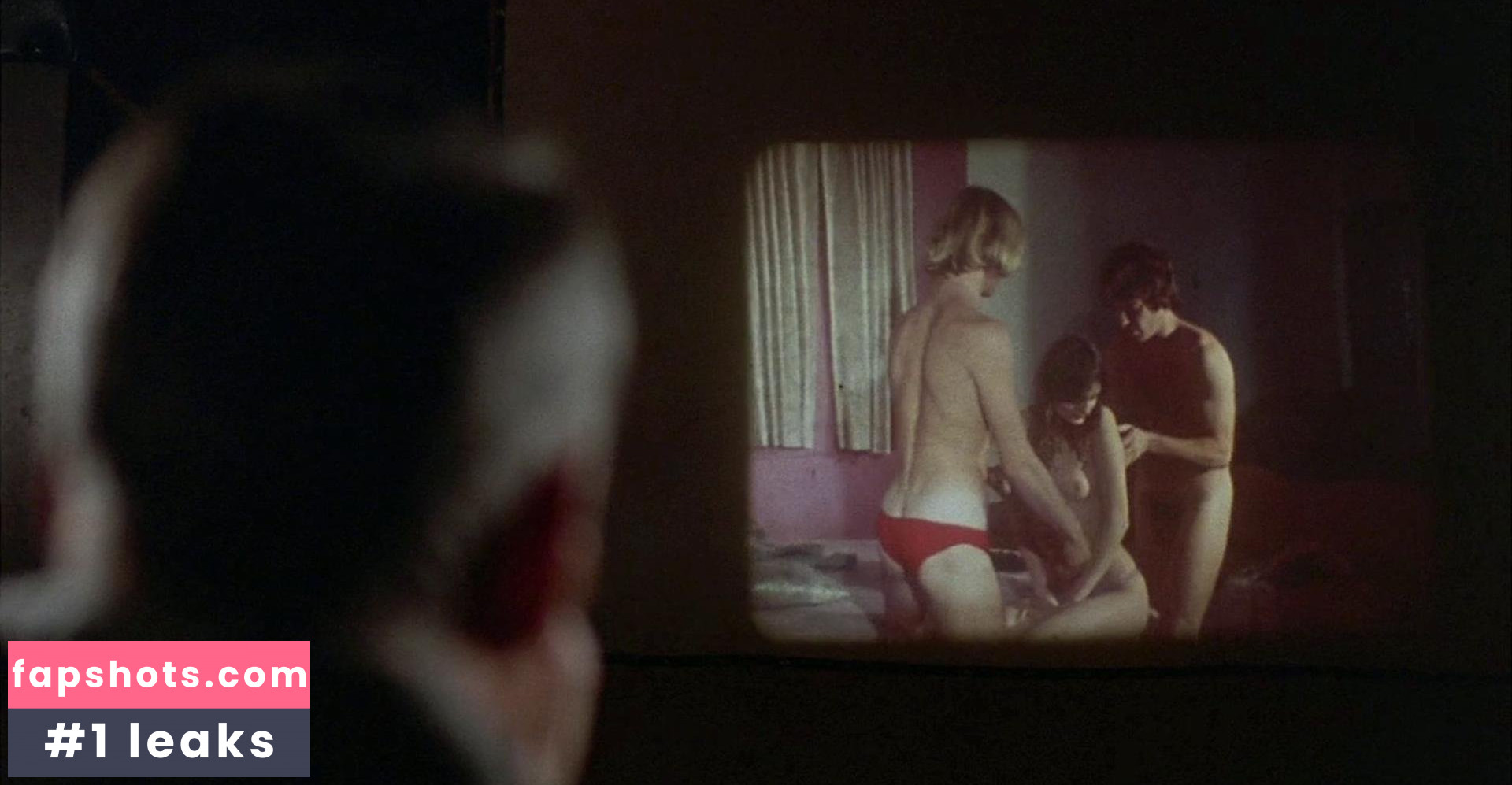 Ilah Davis gallery photo #5