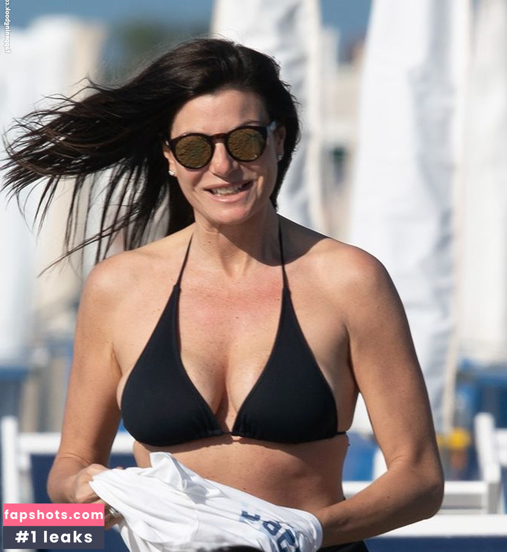 Ilaria D'Amico gallery photo #24