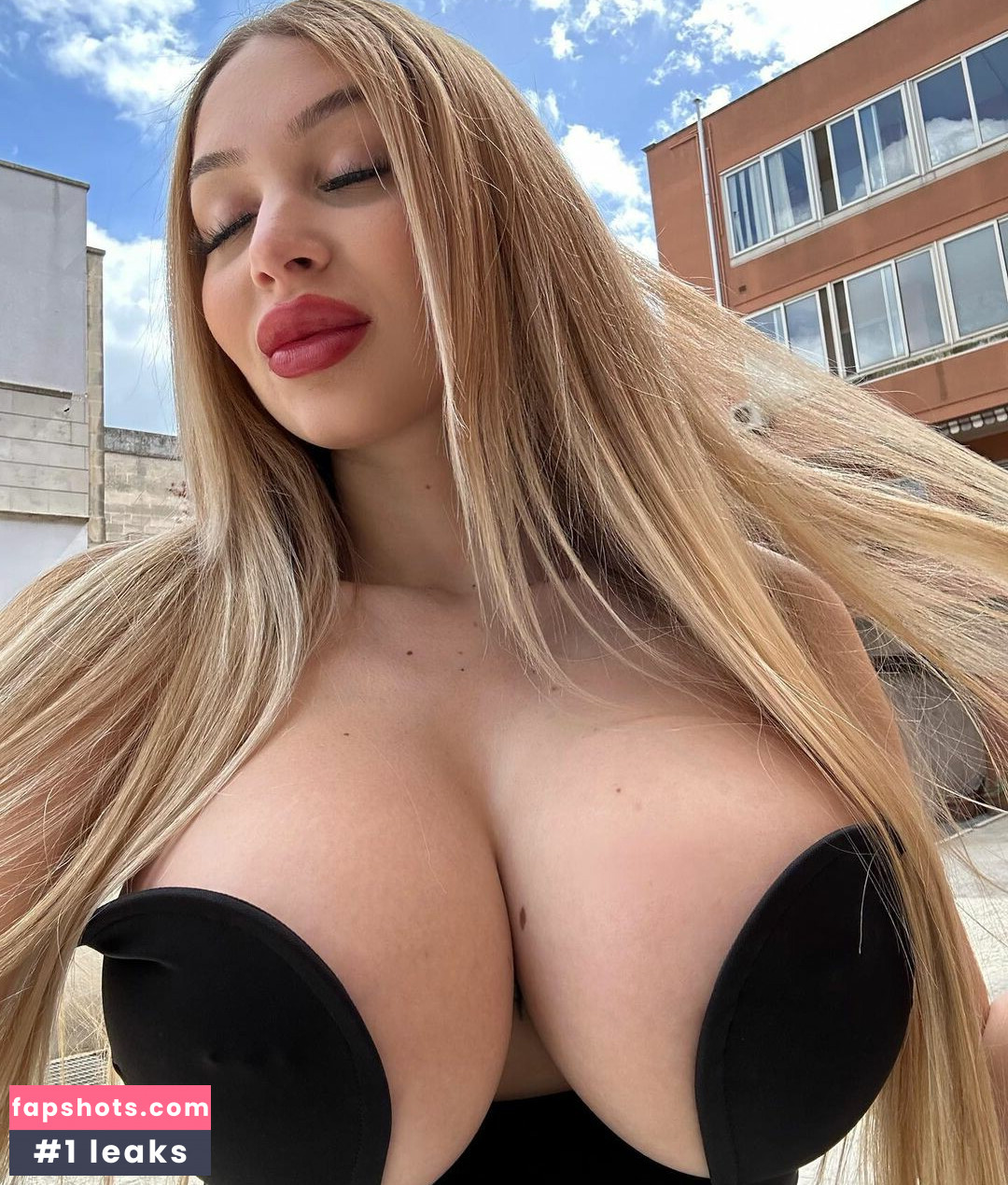 Ilaria Macrii gallery photo #4