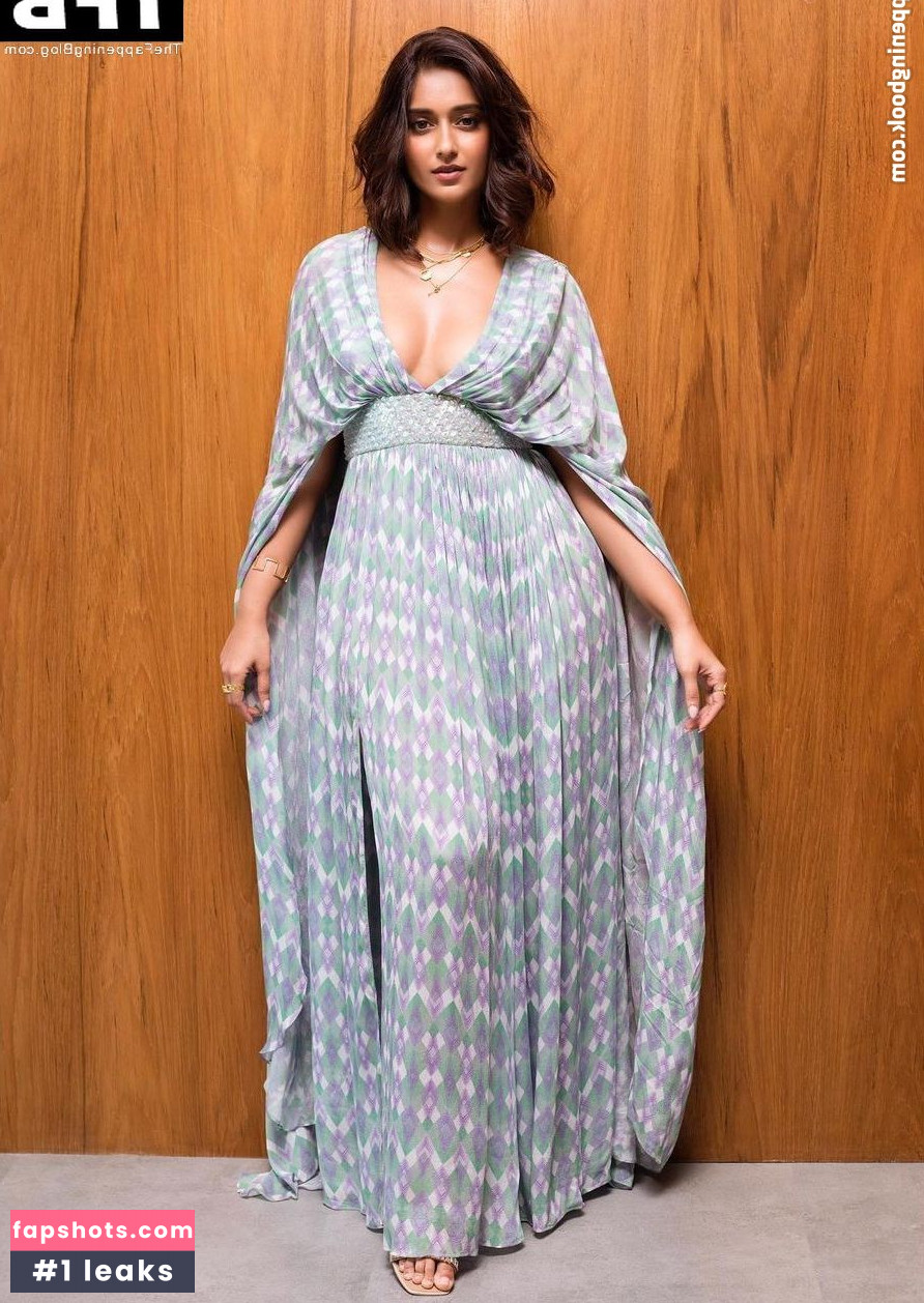 Ileana D'Cruz gallery photo #4